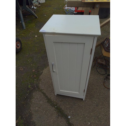 1365 - Bathroom cabinet with internal shelves 35 x 30 x 75cm