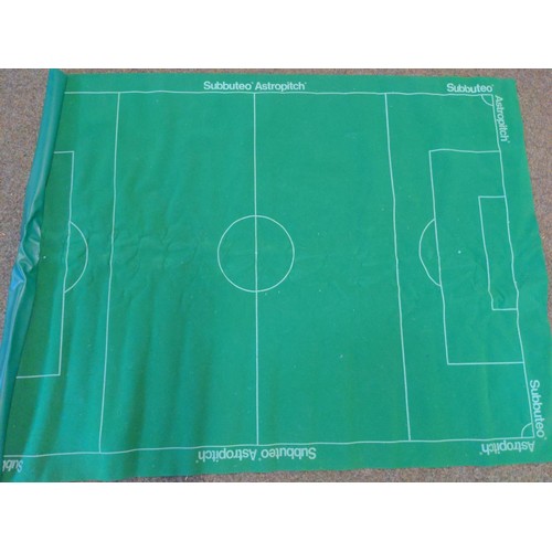 343 - Subbuteo vintage astropitch. W130 D91 cm approximately.