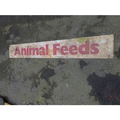 1331 - Large enamel animal feed sign 213cm x 30cm 