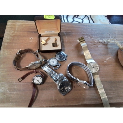 114A - Various watches in unknown working condition Inc, Seiko, Bravingtons etc... plus cuff links and tie ... 