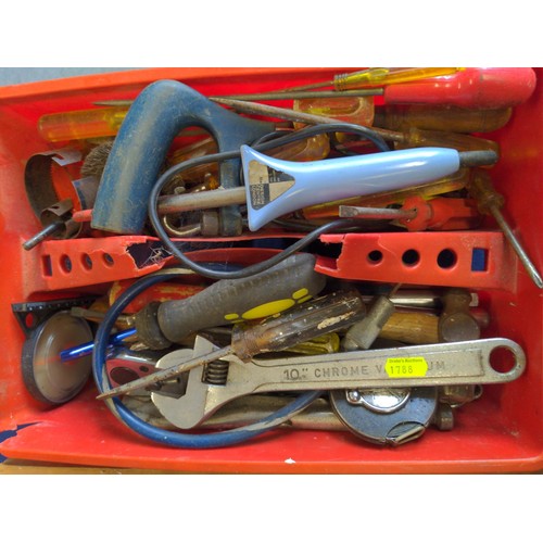 1069 - 2 trays of tools inc sockets, spanners & screwdrivers etc