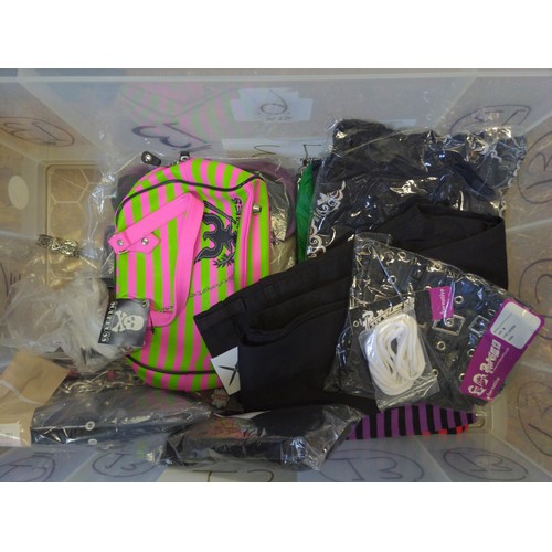 1120 - New items of clothing inc trousers, plus CD case & handbag