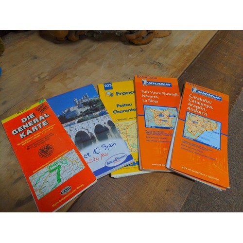 206 - 60+ various OS & European maps inc Majorca, France, Germany & Southampton