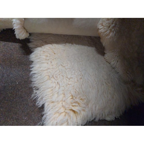 258 - 5 various sheepskins