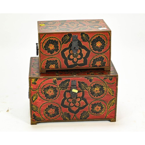 90 - Two small wooden decorative graduated chests with metal clasps, largest W40 x D28 x H25cm