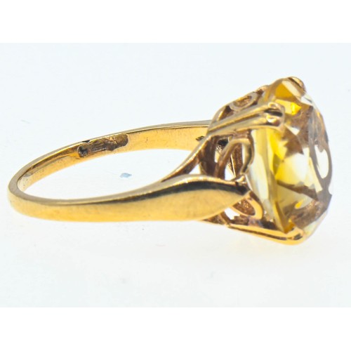 41 - 9ct gold ring set with an oval mixed cut citrine. Size K. Gross weight 2.65g