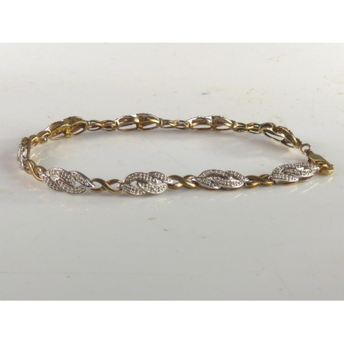 90 - 9ct yellow and white gold fancy link bracelet. Length 360mm, gross weight 6.53g