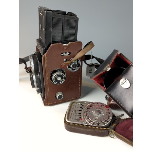 414 - Rolleicord F & H TLR made in Germany ( Rollei-Werke) with 75mm f3.2 original case, strap, light ... 