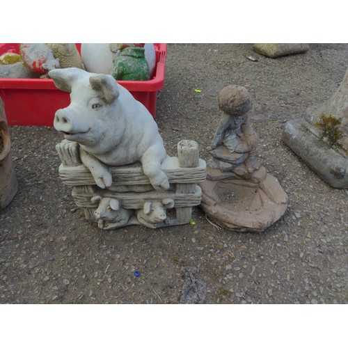 554 - Concrete pig with piglets & small bird bath 