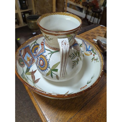 95 - Wedgwood wash jug and bowl. Diameter of bowl 37cm x height 14cm. See condition report.