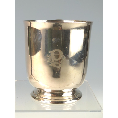 264 - George V silver mug, William Hutton & Sons Ltd, Birmingham 1932, initialled to front, height 8.2... 