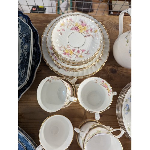 367 - Two early C20 tea sets inc. Tuscan China.