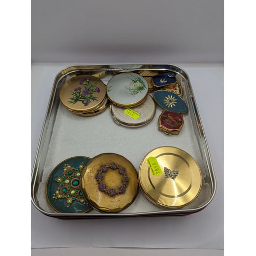275 - Collection of four Stratton compacts and five Stratton pill boxes, together with two unmarked compac... 