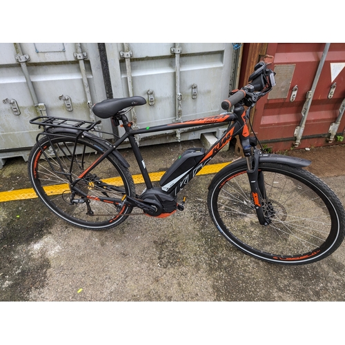 133A - KTM Macina Cross 9 cx4 E-bike. 51cm frame, 8 gears. With Bosch Powerpack 400, disc brakes & fron... 