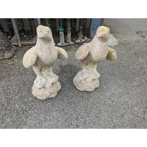 22 - Pair of concrete eagle statues, ht.54cm