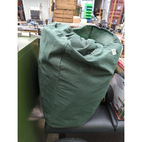 176 - Caravan cover 881202 in bag