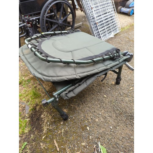 188 - Terry Hearn Clubman bed chair