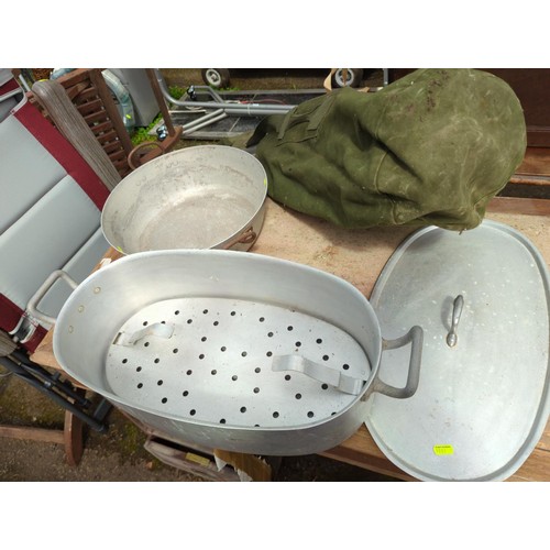 230 - Large aluminium fish kettle and preserving pan