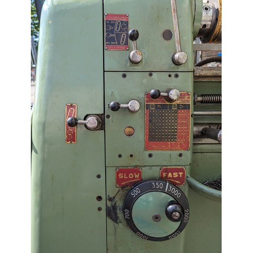 207 - Colchester chipmaster industrial metal working lathe with accessories Colchester Chipmaster. Has rep... 