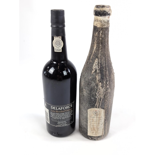 189 - Bottle of Barolo Riserva Castellana 1955 together with a bottle of Delaforce Late Bottled Vintage Po... 