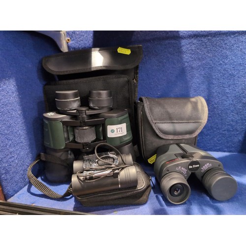 171 - 3 pairs of binoculars with cases inc Tasco compact