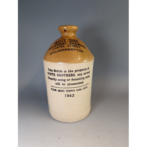 204 - White bros. Botanical brewers, Chapel Street,  Wolverhampton. Stone ware jar dated  1942. ... 