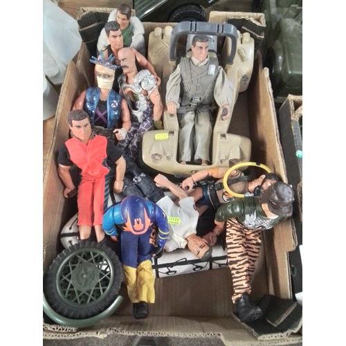 581 - Large collection of approx 20 x 1990's action man figures and accessories inc jeep & trailer, cl... 