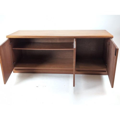 19A - Meredew dresser base/sideboard. W135cm D46cm H55cm