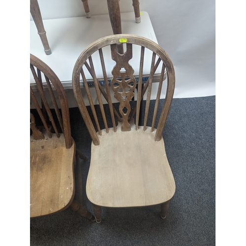 46 - 5 x  Wheelback dining chairs