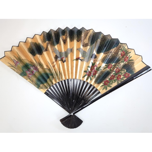 196 - Large Chinese style fan H76cm