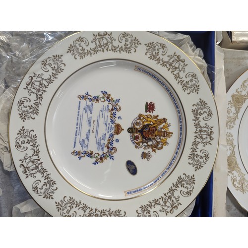 541 - Quantity of boxed commemorative china inc. Aynsley,wade