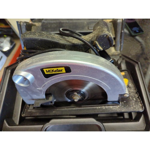 292 - McKeller mckm01 circular saw. Takes 185x16mm blades. With case.