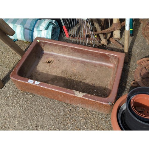 106 - Brown glazed belfast sink W45 x D74 x H13cm