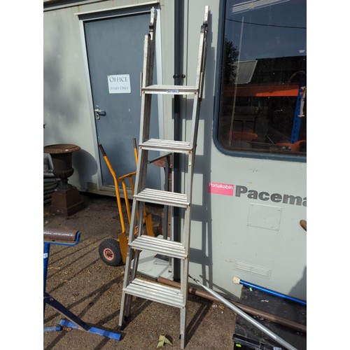 107A - Black & Decker three-way ladder