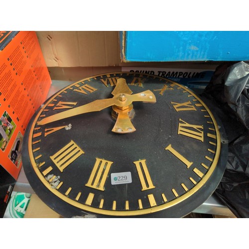 229 - wall clock with gilt roman numerals D51cm