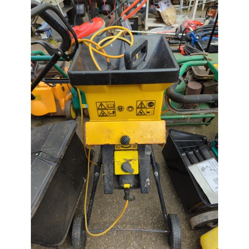 233A - Al-Ko electric garden chipper