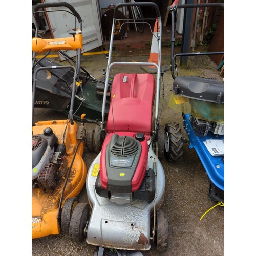 240 - Mountfield 534WS self propelled petrol lawnmower with Honda GCV 160 engine. Tested in working order.