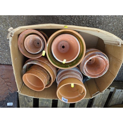 89A - Terracotta planters in assorted sizes approx 25 in total