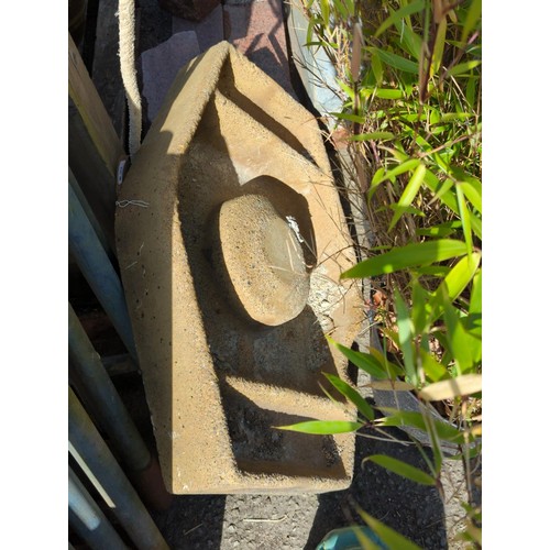 99 - Concrete Bird bath style trough L80 W55 H12cm