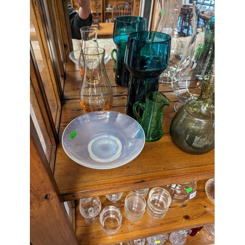 755 - Shelf of glassware inc vases, glasses, bowl etc. 