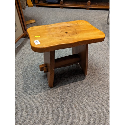 820 - Small elm topped stool, 38x25 X ht 33 cms