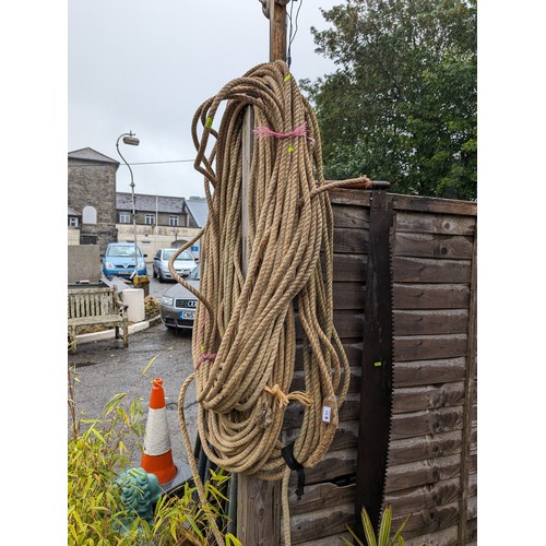 93 - 3 lengths of boundary style rope length unknown