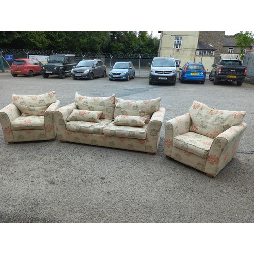 811 - Collins & Hayes 3 piece suite, armchairs w92 x d 95 x ht 75.5, sofa w 205 x d95.5 x ht 75cms