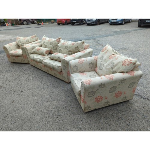 811 - Collins & Hayes 3 piece suite, armchairs w92 x d 95 x ht 75.5, sofa w 205 x d95.5 x ht 75cms