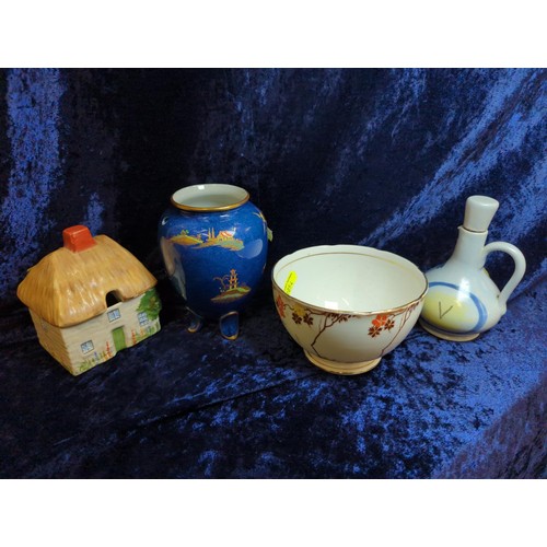 709 - Assorted ceramics inc. Beswick vase, Worcestershire County Cricket Club Jasperware tankard, Susie Co... 