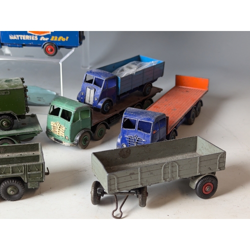 603 - Quantity of diecast Dinky vehicles