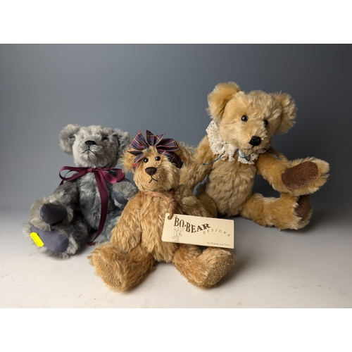 609 - Bo Bears 1993, limited edition. 17/100 with two other bears Bo Bears style