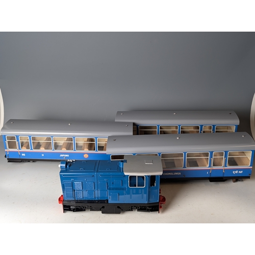 610 - Roundhouse 'Diesel Series' Darjeeling NDM-6 battery powered 16mm : 1ft scale 0-4-0 Suri & Nayar ... 