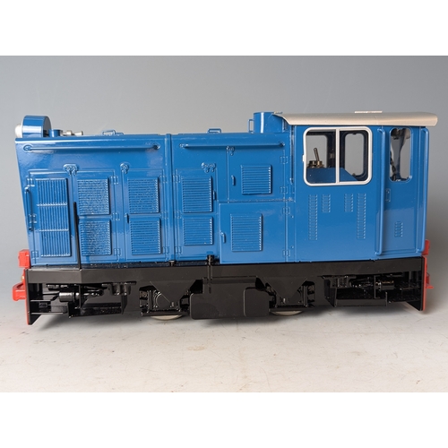 610 - Roundhouse 'Diesel Series' Darjeeling NDM-6 battery powered 16mm : 1ft scale 0-4-0 Suri & Nayar ... 