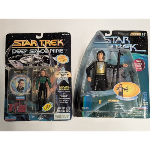 622 - Star Trek figures 18 in total including 